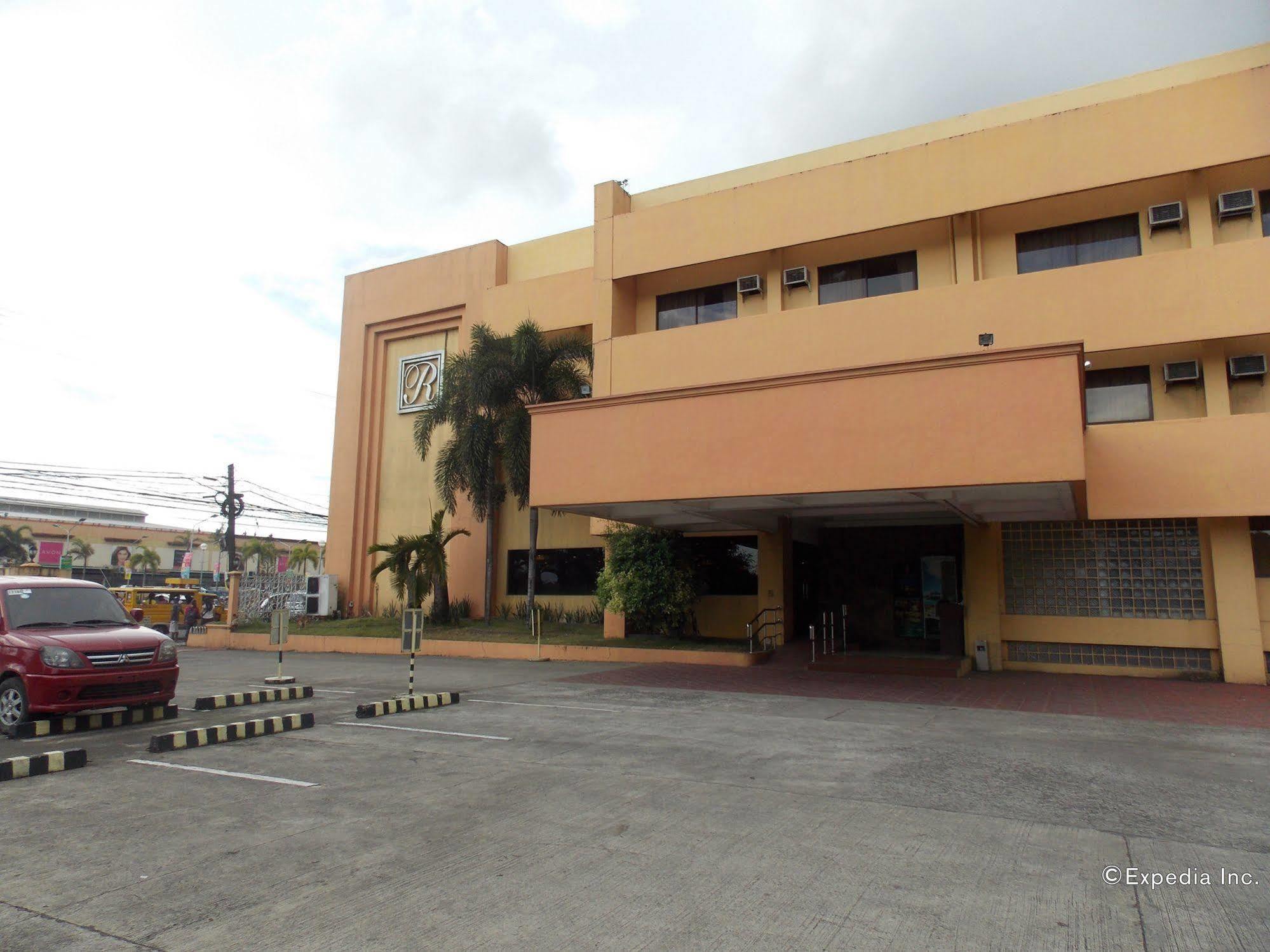Grand Regal Hotel Bacolod Exterior photo