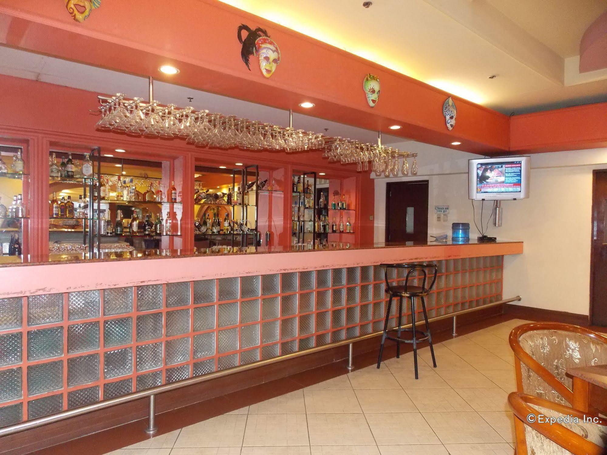 Grand Regal Hotel Bacolod Exterior photo