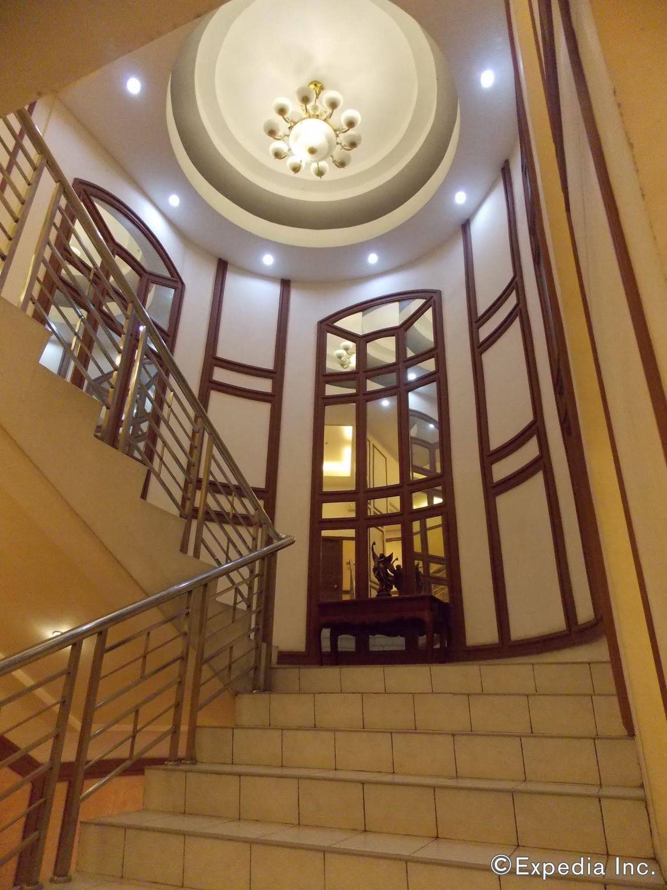 Grand Regal Hotel Bacolod Exterior photo